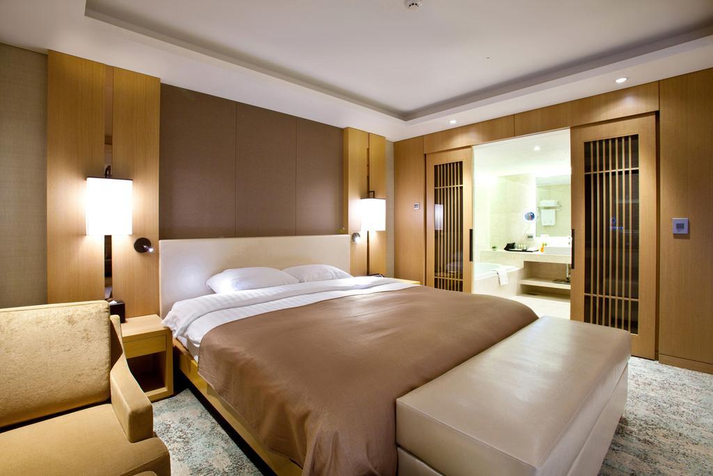 Hotel Hyundai By Lahan Ilsan Ni Exterior foto