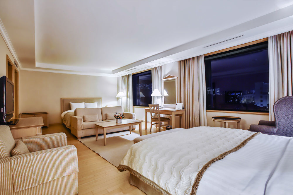 Hotel Hyundai By Lahan Ilsan Ni Exterior foto