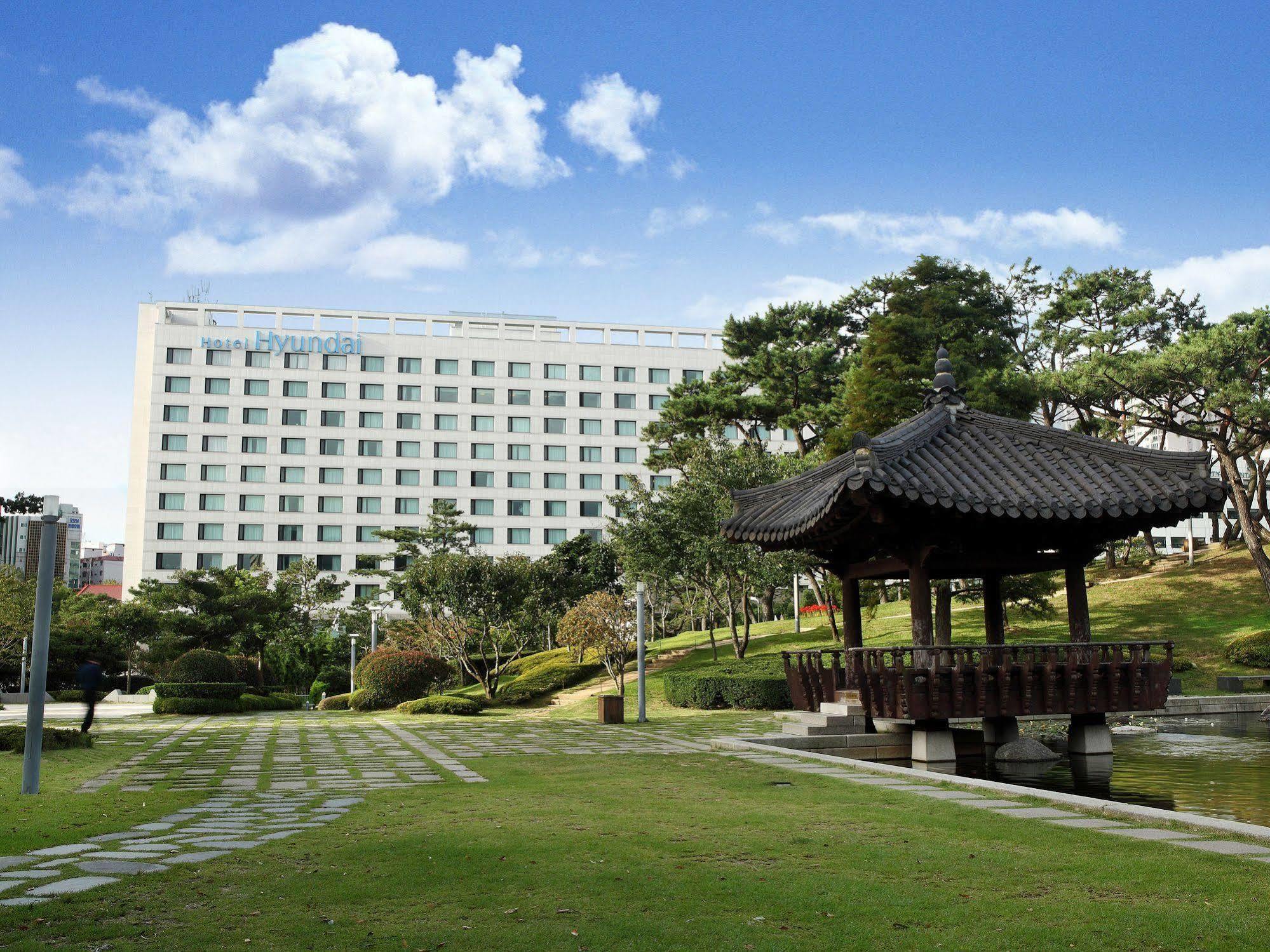Hotel Hyundai By Lahan Ilsan Ni Exterior foto