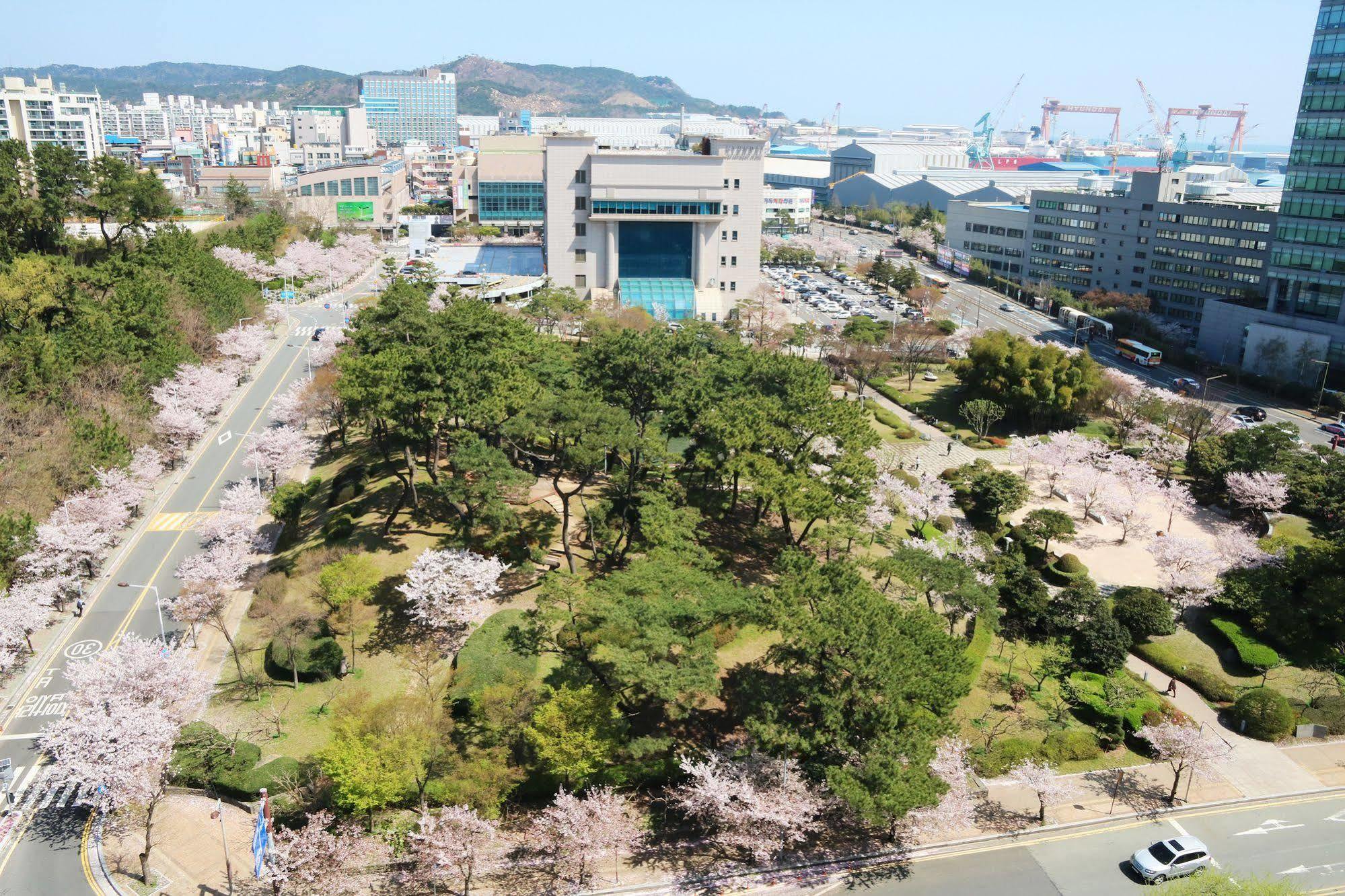 Hotel Hyundai By Lahan Ilsan Ni Exterior foto