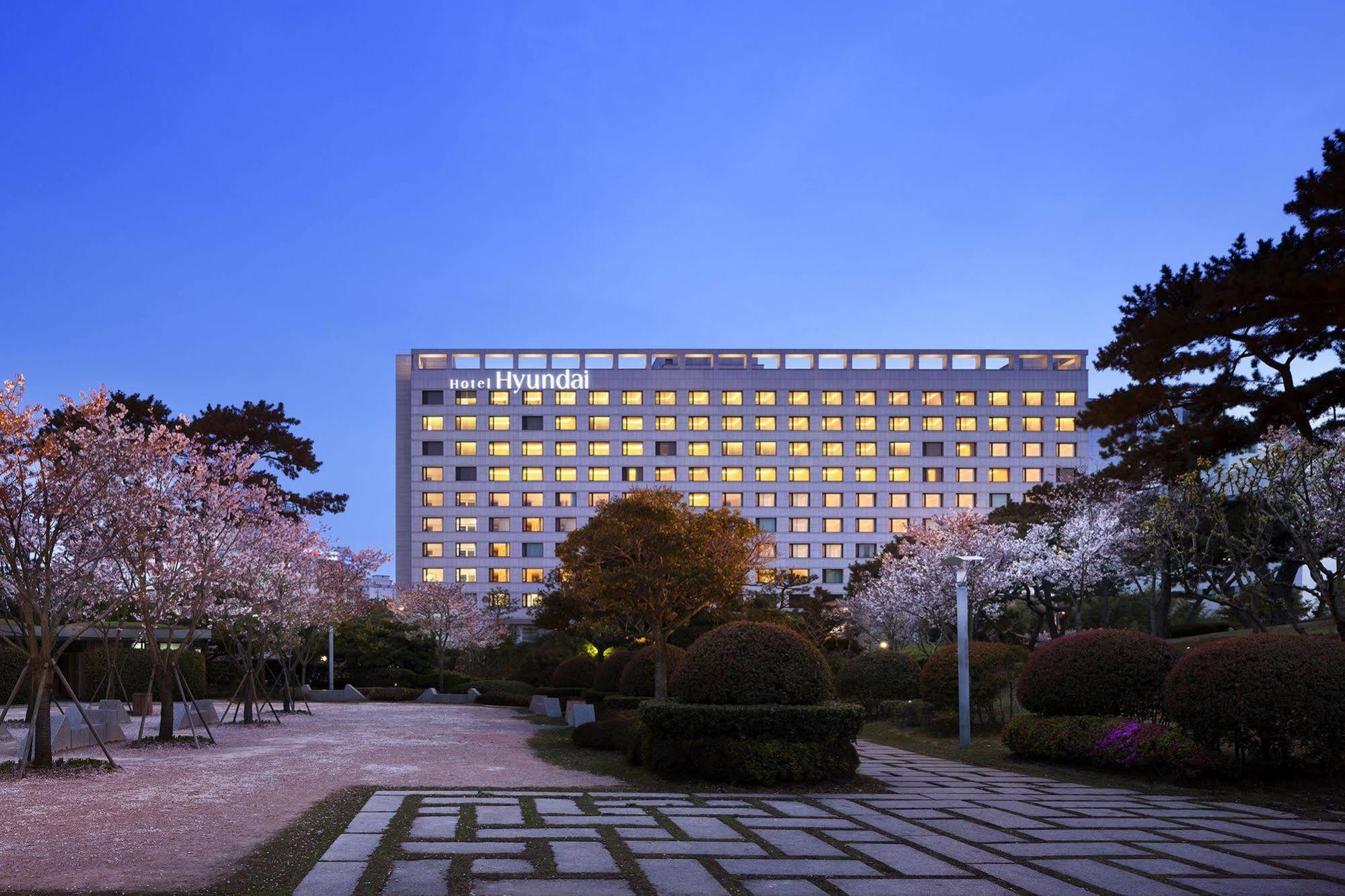 Hotel Hyundai By Lahan Ilsan Ni Exterior foto